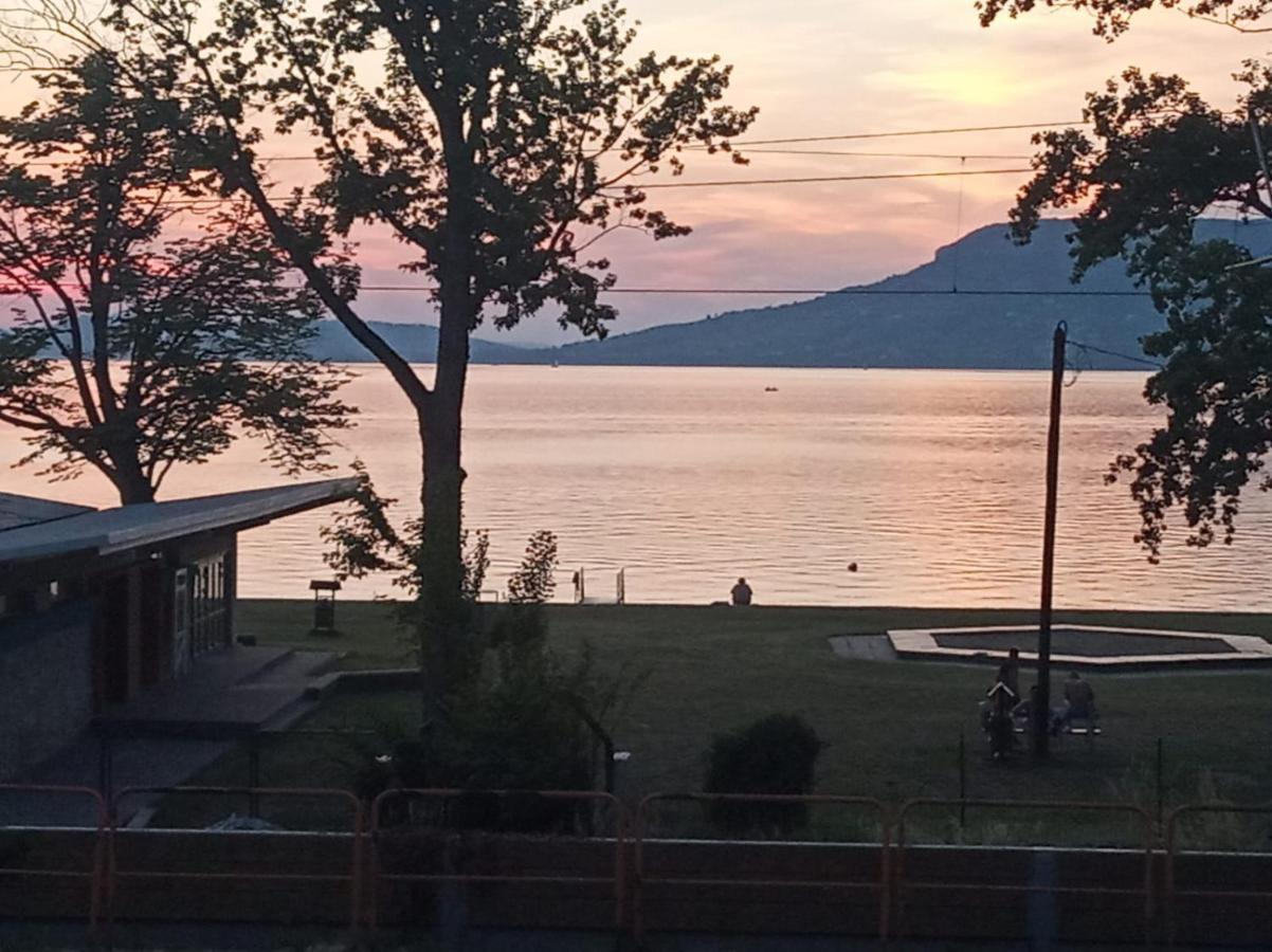 Vizparti Nyaralo Villa Fonyód Buitenkant foto