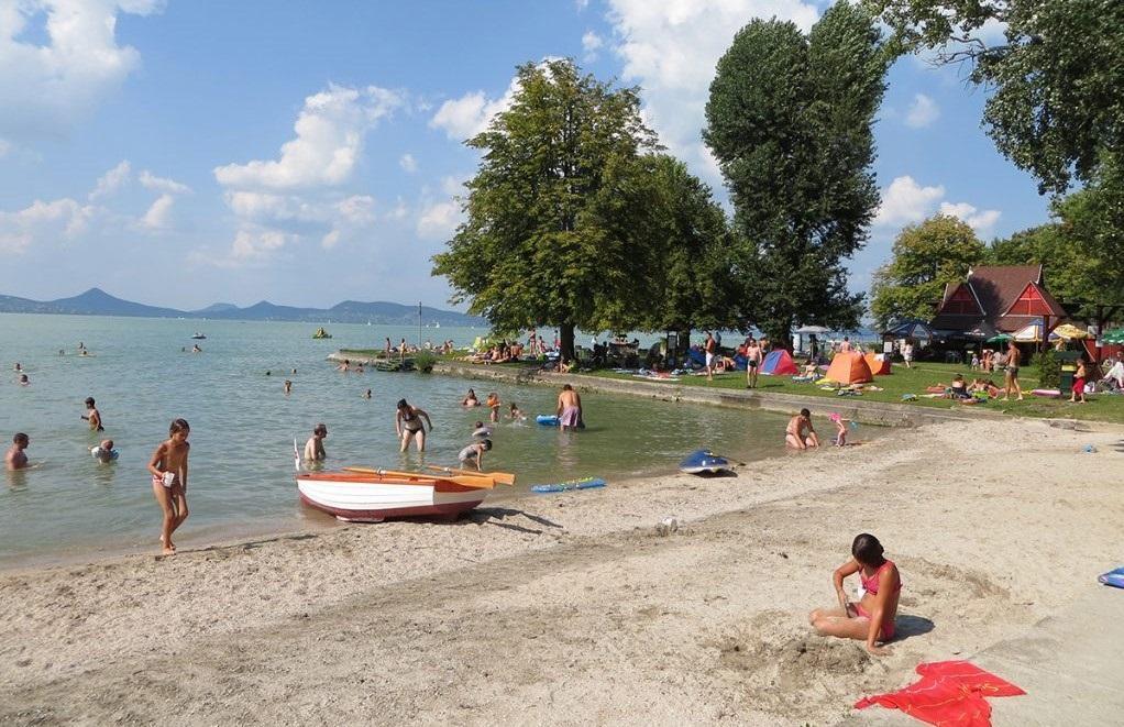 Vizparti Nyaralo Villa Fonyód Buitenkant foto