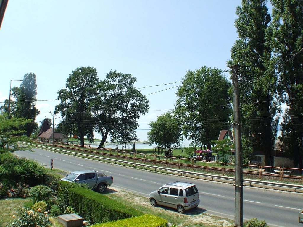 Vizparti Nyaralo Villa Fonyód Buitenkant foto